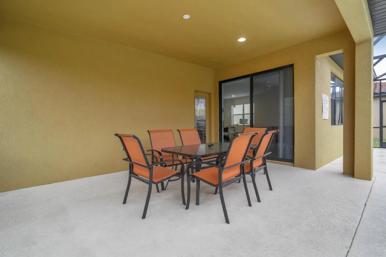 2609Rosemont Villa Davenport