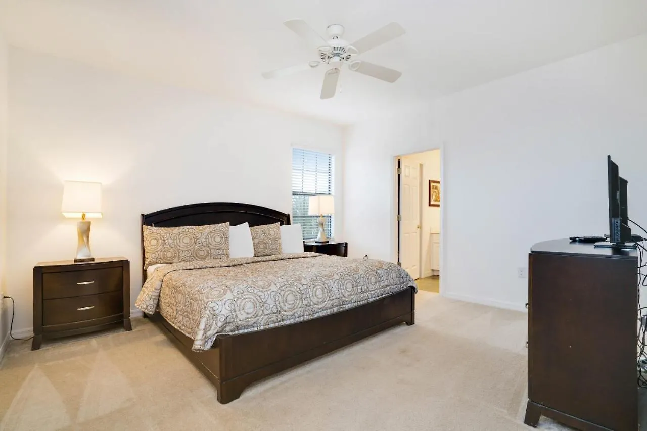 2609Rosemont Villa Davenport