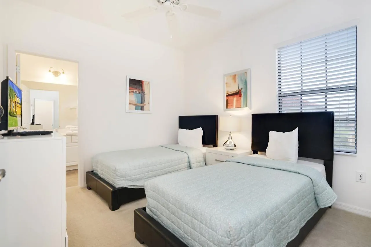 2609Rosemont Villa Davenport 0*,